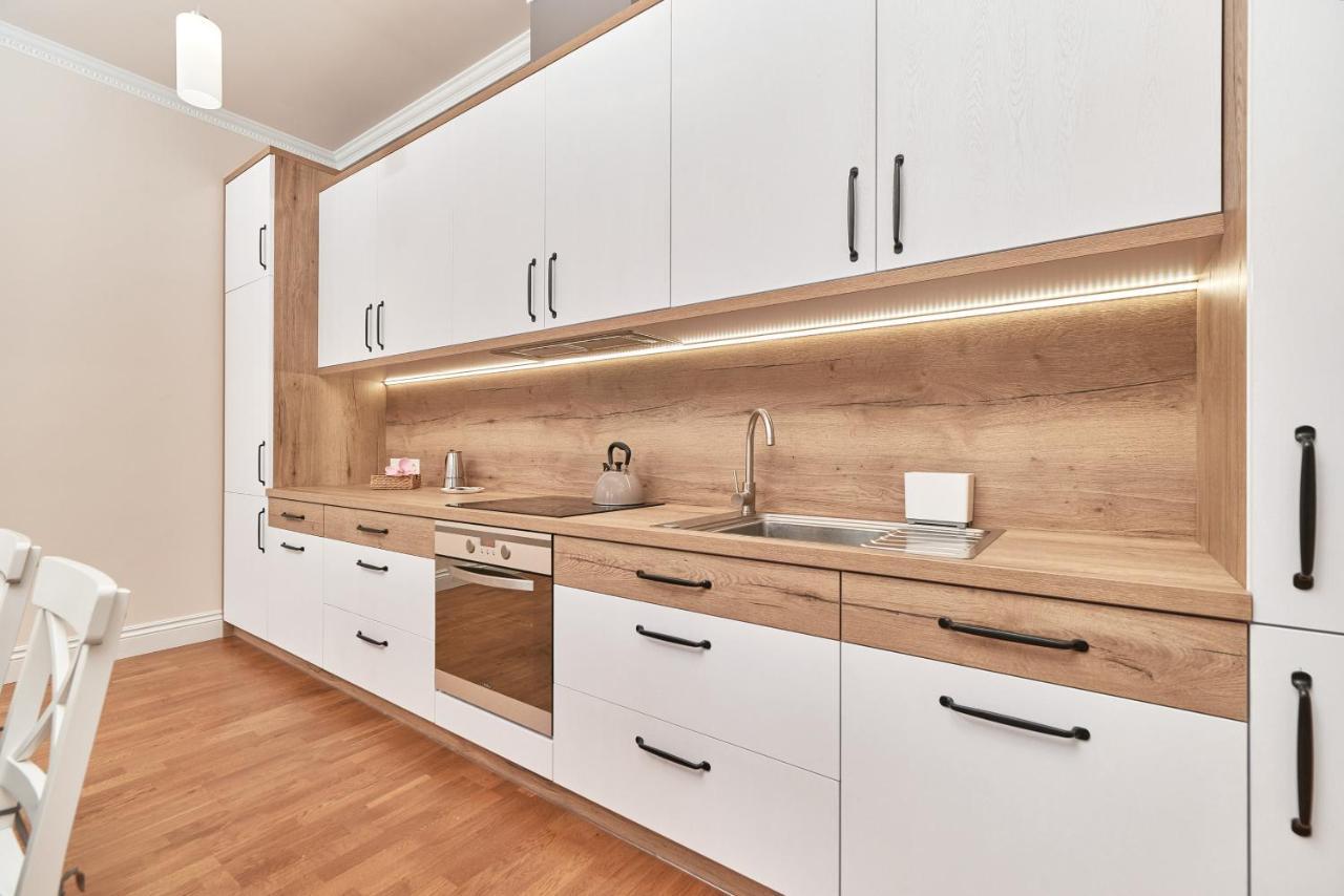 Bialoskornicza 250m To The Market Square By Renters