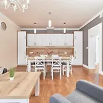 Apartments Bialoskornicza 250M To The Market Square By Renters